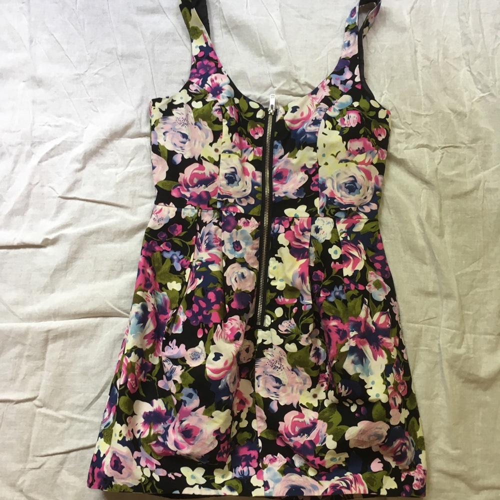 Floral Zip-Up Mini Bubble Dress